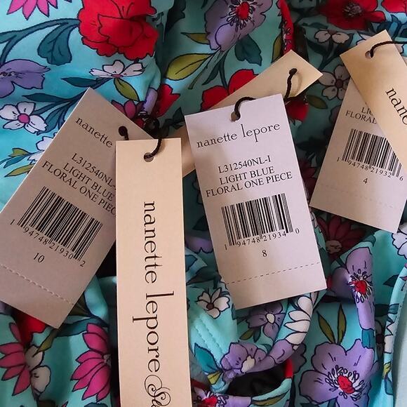 Nanette Lepore Tropical Floral Cutout O RING CUTOUT Swim Suit 4, 8, 10 NEW - Picture 4 of 4
